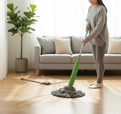Self-twisting Water Rotating Mop